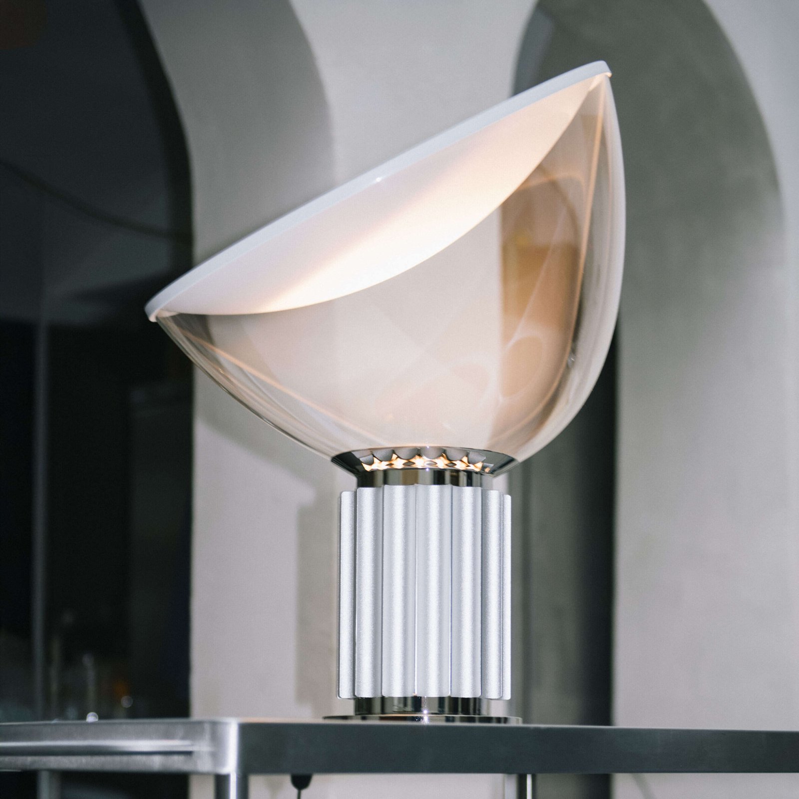 Flos TACCIA pmma
