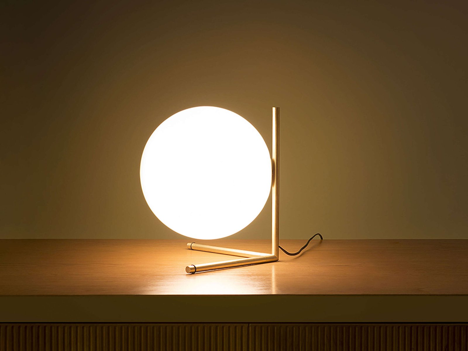 FLOS IC LightsT2