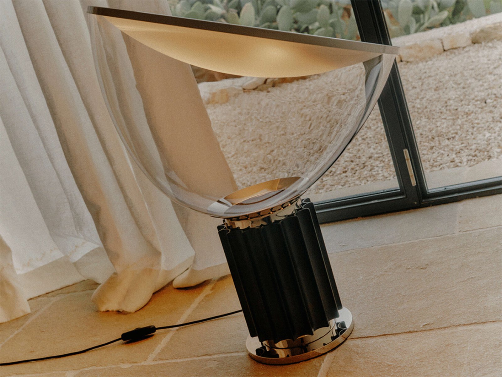 Flos TACCIA pmma