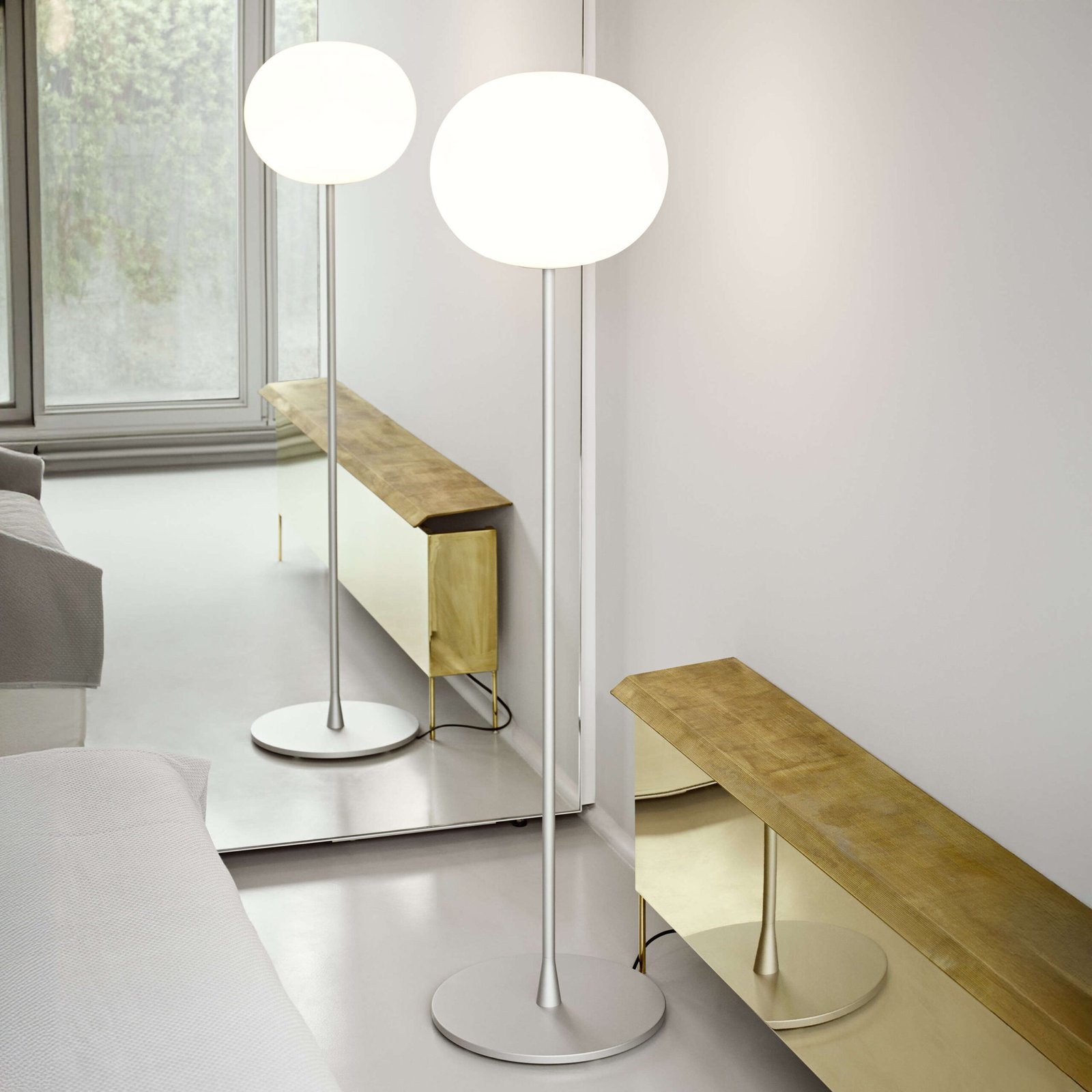FLOS Glo-Ball Floor 2