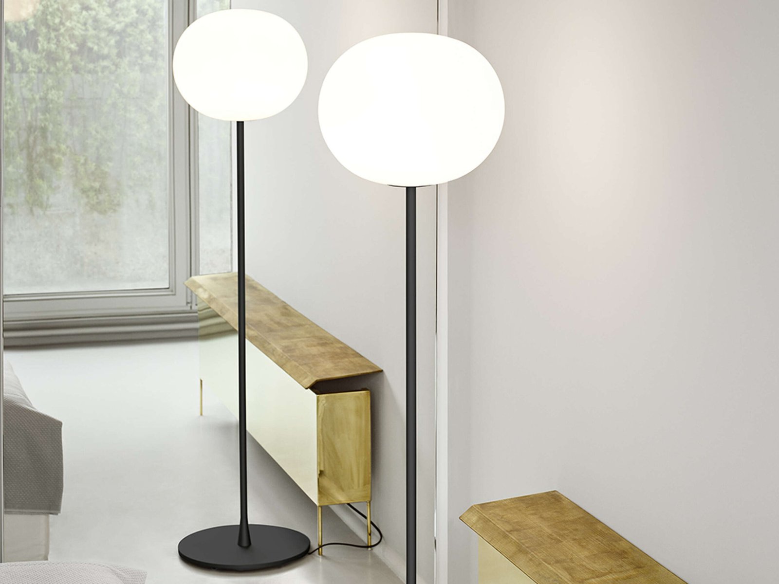 FLOS Glo-Ball Floor 2